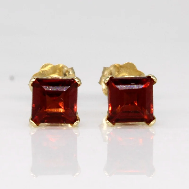 Stud Earrings with Star Motifs -Garnet Stud Earrings | 0.90ctw |