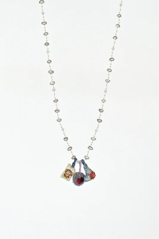 Fashionable necklaces and pendants with birthstones for a personalized gift idea-Amulet Necklace with Venetian Beads