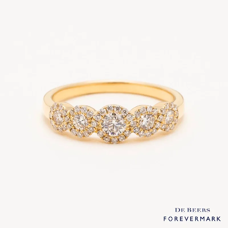 Women’s rings with aventurine for green luck -Forevermark Center of My Universe Diamond Band in 18kt Yellow Gold (5/8ct tw)