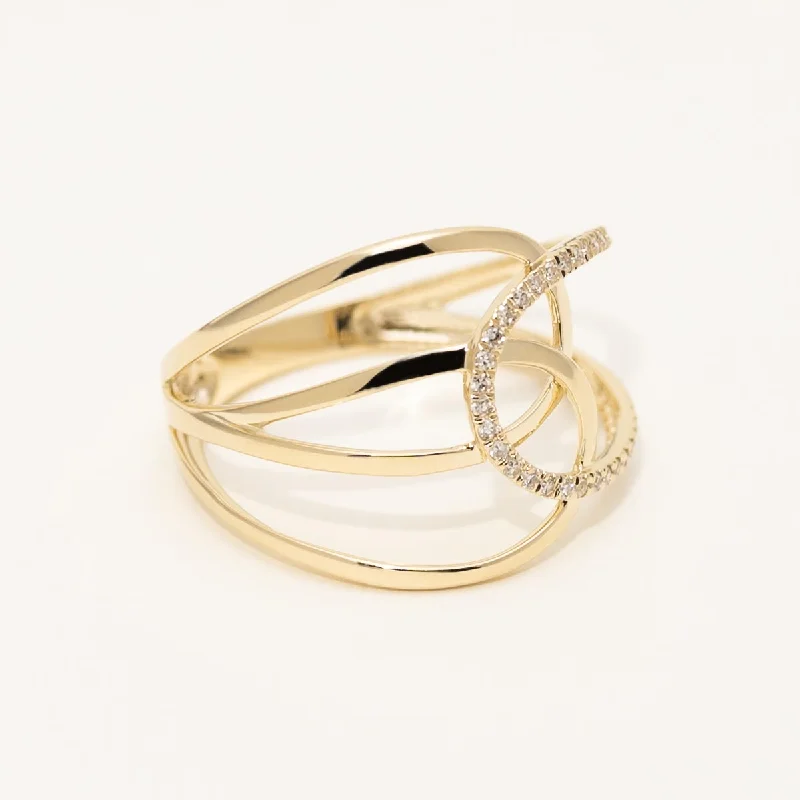 Women’s rings with spiral gold band twists -Diamond Fashion Ring in 14kt Yellow Gold (1/10ct tw)