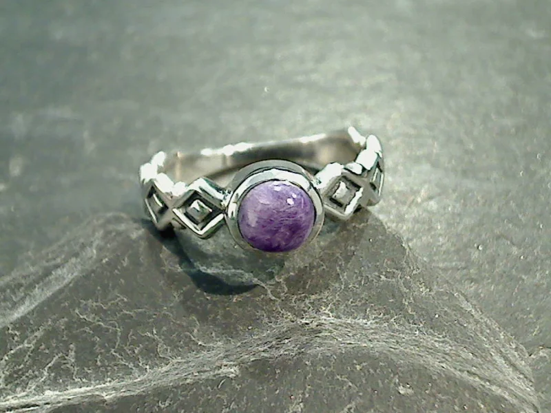 Women’s rings with faceted rose quartz shine -Size 10 Charoite, Sterling Silver Ring