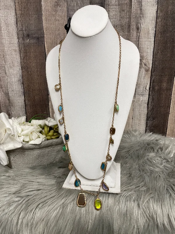 Best necklaces and pendants with seashell designs for a tropical, beachy vibe-Necklace Set By Chicos