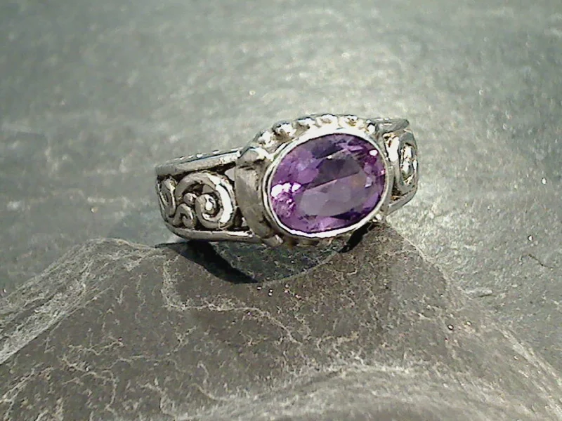 Women’s rings with vibrant aventurine for luck -Size 7 Amethyst, Sterling Silver Ring