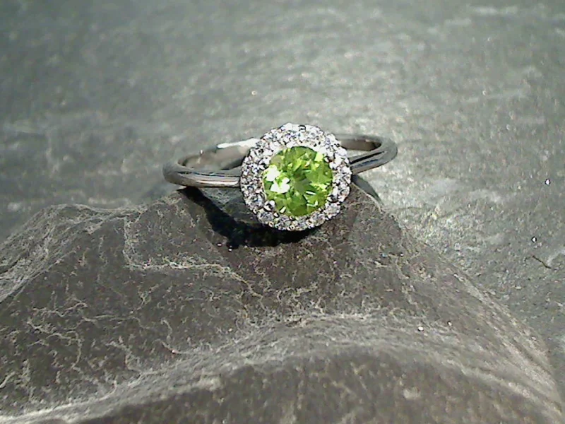 Women’s stretch rings for adjustable comfort fit -Size 7 Peridot, CZ, Sterling Silver Ring