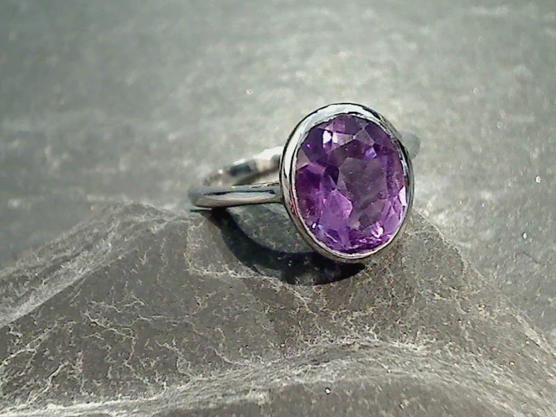 Women’s chunky rings with vibrant ruby inlays -Size 7 Amethyst, Sterling Silver Ring