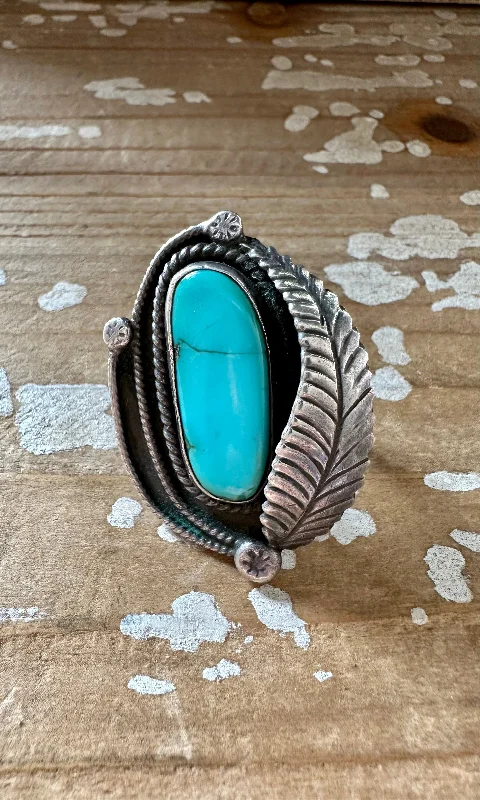 Women’s rings with starburst garnet for beauty -TWISTED FEATHER Silver & Turquoise Ring • Size 7 1/4